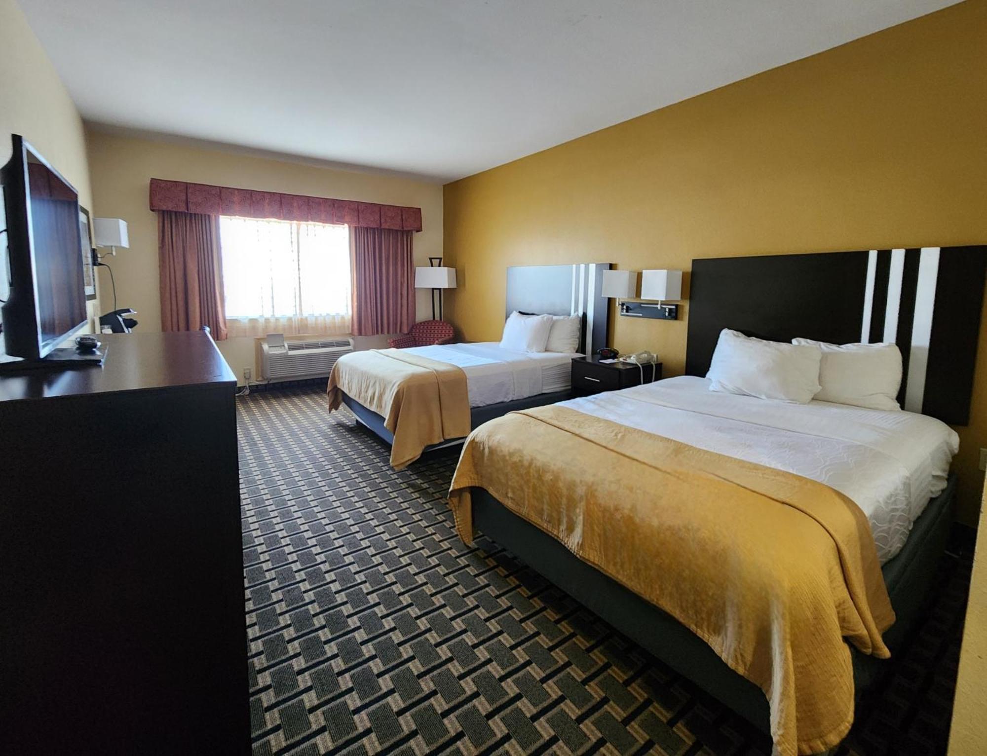 Days Inn & Suites By Wyndham Sam Houston Tollway Jersey Village Exterior foto