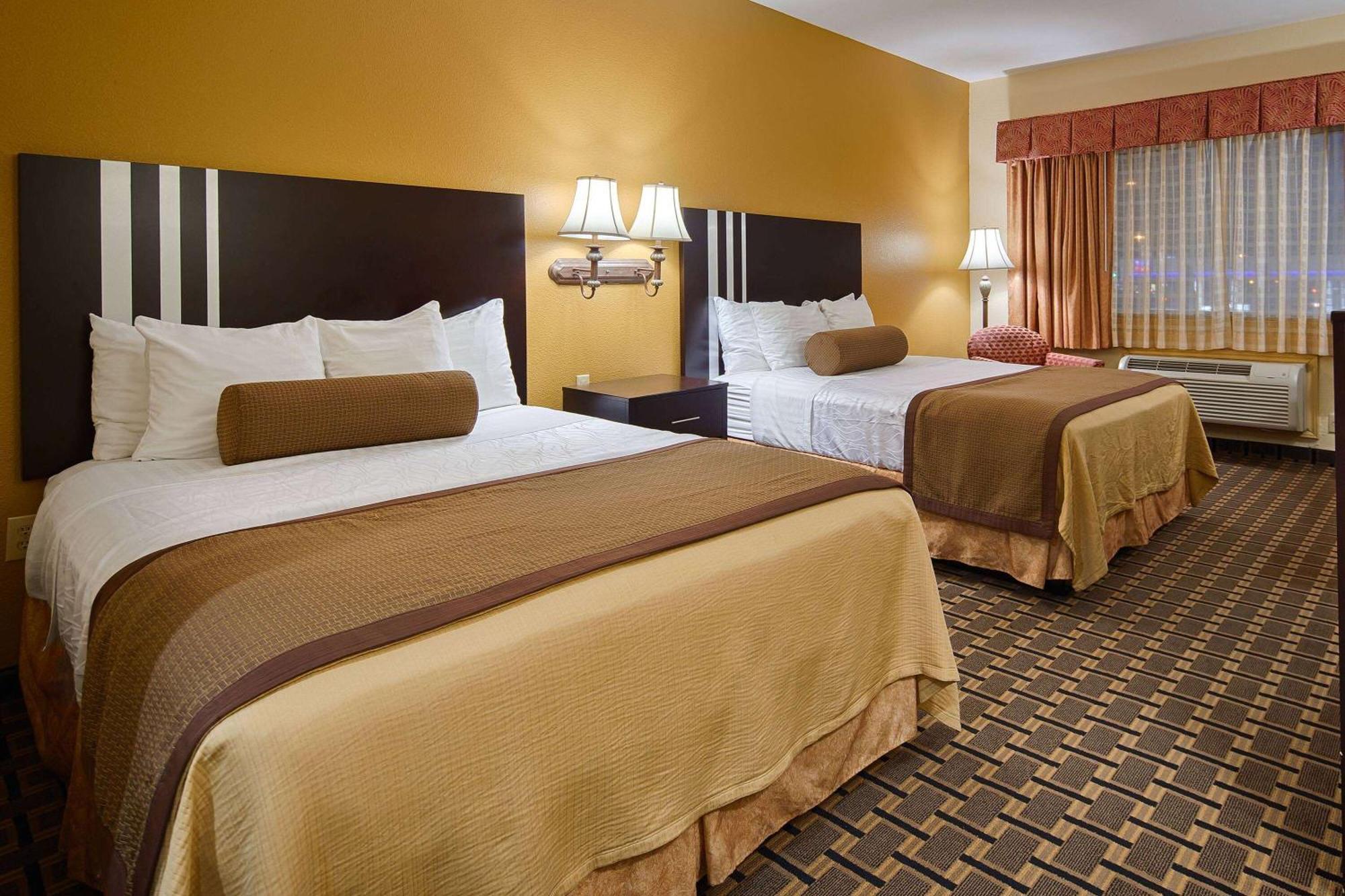 Days Inn & Suites By Wyndham Sam Houston Tollway Jersey Village Exterior foto